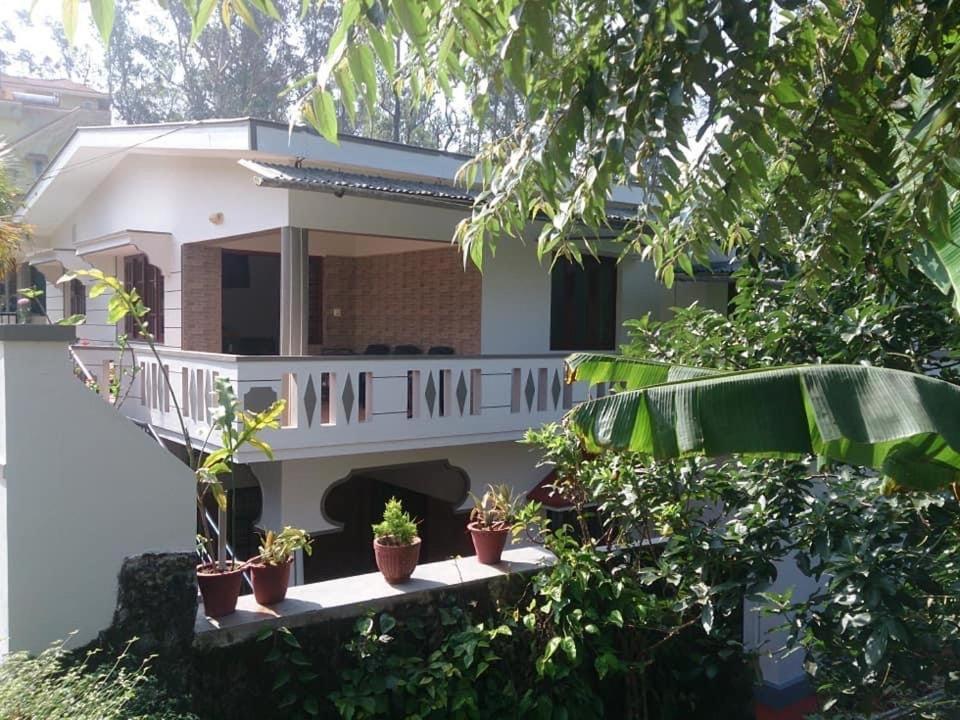 Dhruva Homestay Madikeri Extérieur photo